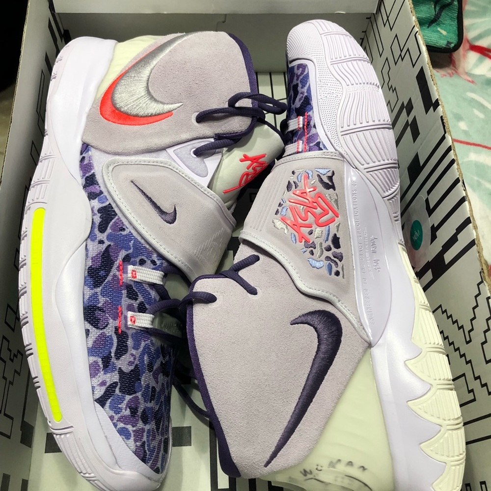Brand New, Nike KYRIE 6 AI, Size 17